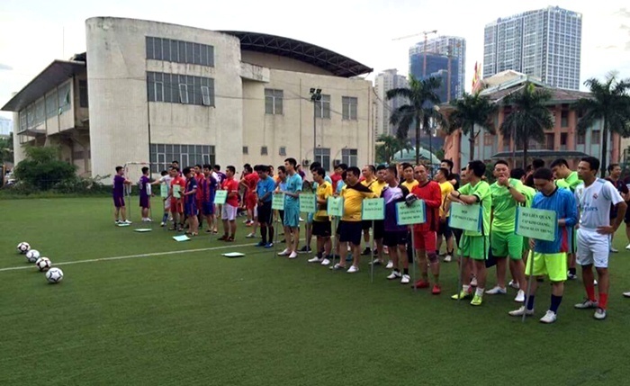 Giải bóng đá CA quận Thanh Xuân chào mừng 72 năm ngày thành lập CAND