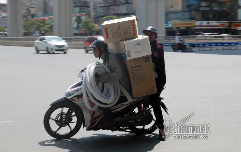 Dự báo thời tiết 28/7: Hà Nội nắng gắt, Sài Gòn lo ngập