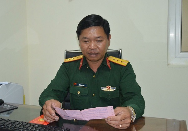 Nhặt được tiền vàng, thượng úy viết thư tìm người mất của