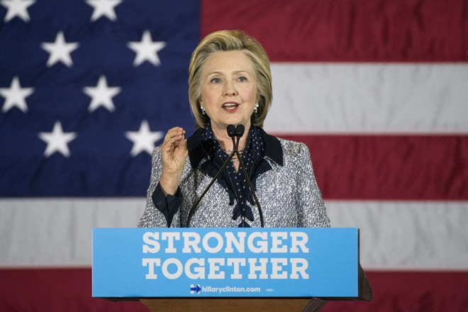 Bà Hillary Clinton trải lòng về thất bại trong cuốn tự truyện mới