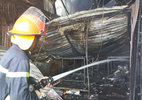Vụ cháy 8 người tử vong: Do hàn xì bắn lửa điện vào trần xốp
