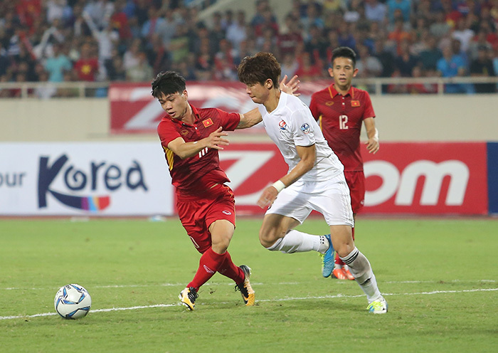 Công Phượng thăng hoa, làm khổ hàng thủ ngôi sao K-League