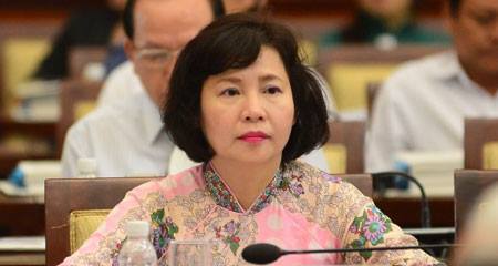 Thứ trưởng Hồ Thị Kim Thoa bị cảnh cáo và đề nghị miễn nhiệm