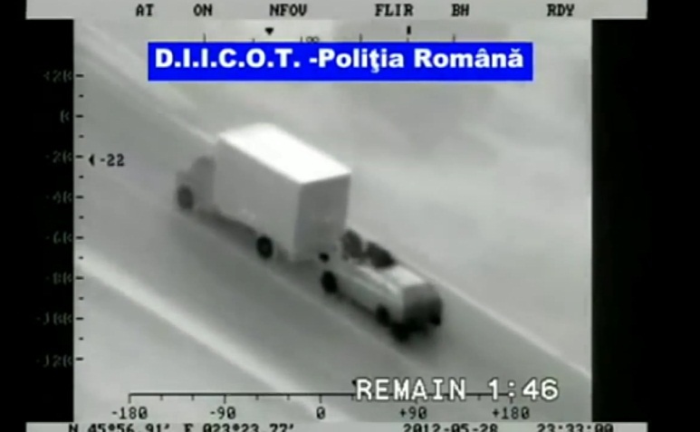 Vụ trộm hy hữu, đánh cắp cả ngàn chiếc iPhone trên xe tải đang chạy