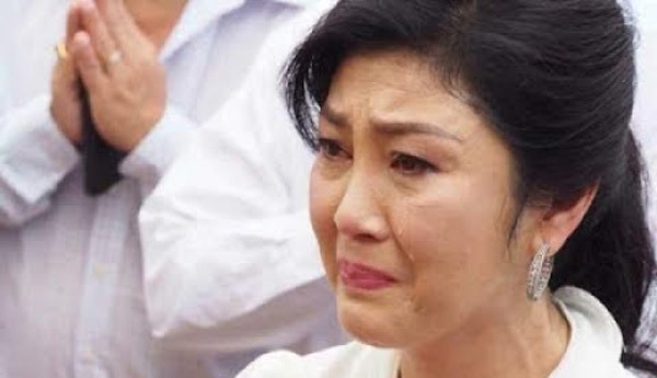 Cựu thủ tướng Thái Lan Yingluck nức nở trước tòa
