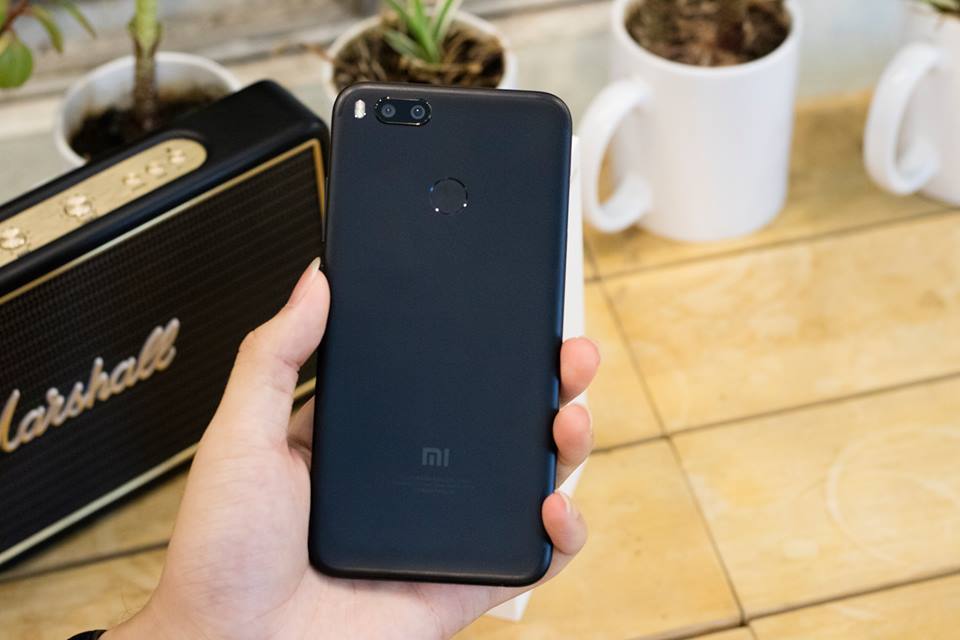 Xiaomi Mi 5X mới về VN, giá rẻ ngang tại Trung Quốc