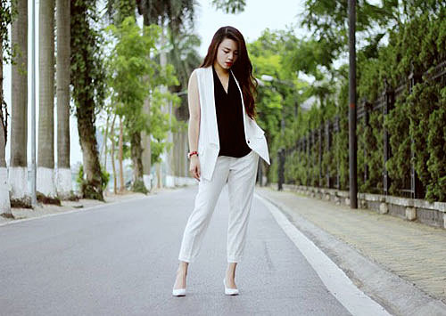 Sành điệu cùng những item hot nhất thời trang công sở Xuân Hè 2018
