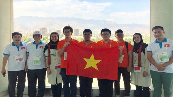 Việt Nam đoạt 1 Huy chương Vàng, 2 Huy chương Đồng Olympic Tin học quốc tế