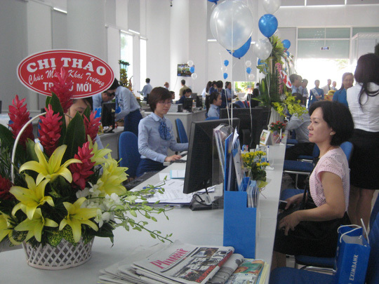 8 phó tổng giám đốc nghỉ việc ở Eximbank