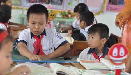 Bộ trưởng Giáo dục: “Không mở rộng VNEN nếu chưa đủ điều kiện