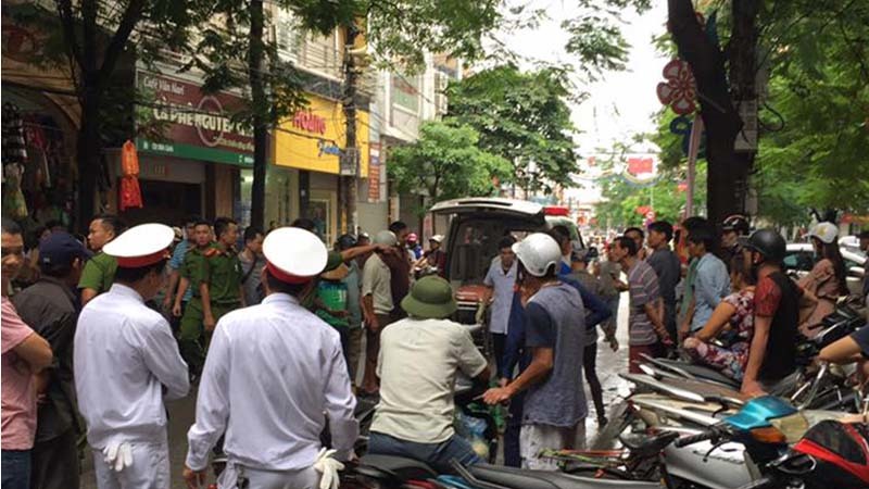 Hải Phòng: Đi xe máy đâm thẳng vào gốc cây tử vong