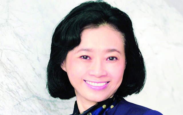 Bà Đặng Thị Hoàng Yến 'trở về' thay em trai ngồi ghế nóng tại Tân Tạo