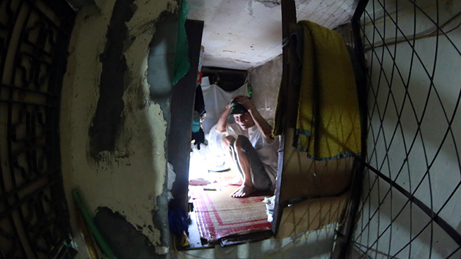 Những căn nhà nhỏ nhất Thủ đô, phải nằm nghiêng mới đủ chỗ