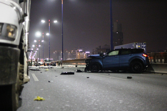 Khởi tố tài xế lái Range Rover gây tai nạn trên cầu Sài Gòn