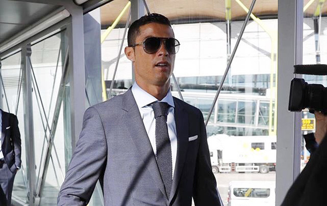 Siêu cúp châu Âu: Ronaldo bất ngờ tái xuất chiến MU