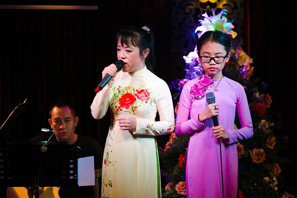 Phương Mỹ Chi xin lỗi cô Út sau lùm xùm bị tố vô ơn