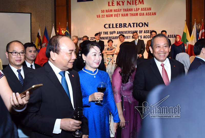 Việt Nam luôn coi ASEAN là ưu tiên chiến lược