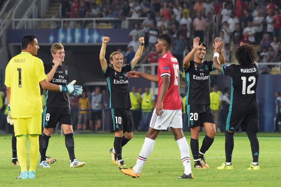 Chiếu lại cảnh Real 