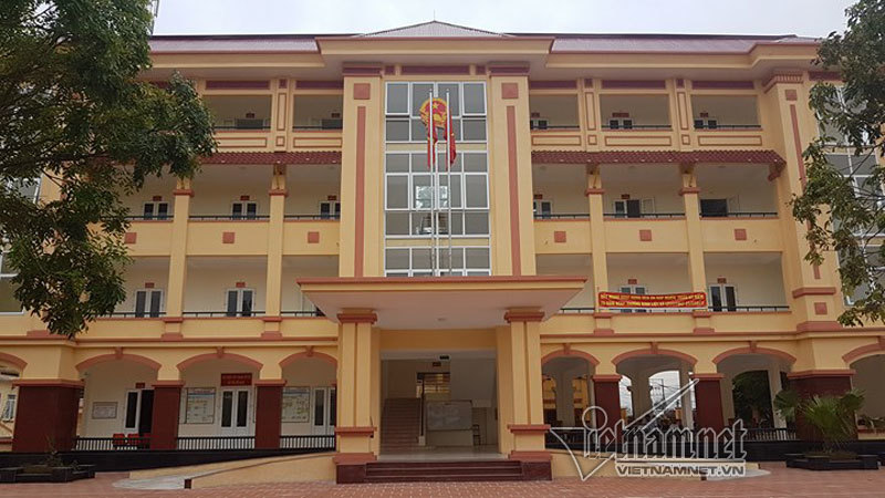 Đến lượt xã ở Hà Nội phê 'chưa chấp hành' lên lý lịch sinh viên