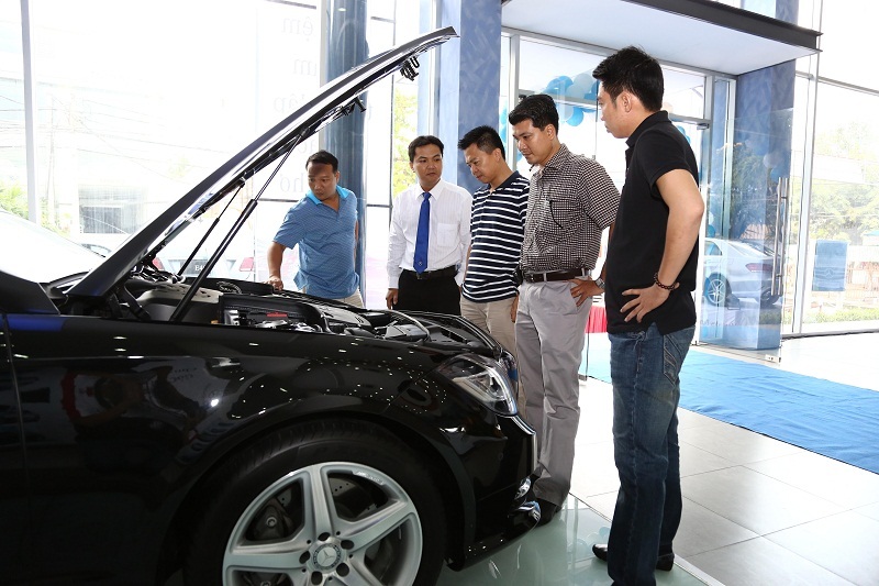 Sở hữu xe Mercedes-Benz và FUSO chỉ trong 30 phút