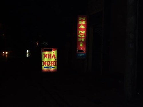 Xác minh việc tung ảnh chủ tịch xã khoả thân trong nhà nghỉ