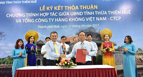 Vietnam Airlines hợp tác quảng bá du lịch Huế
