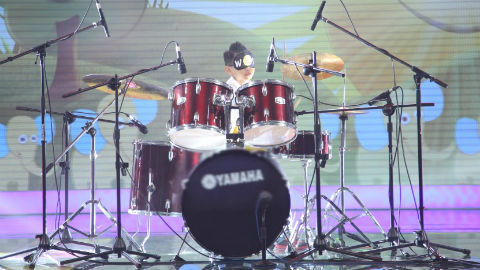 Người hùng tí hon