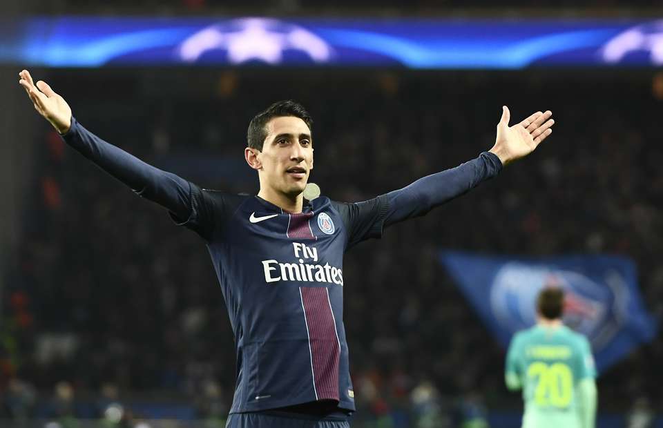 Chelsea vung tiền mua sao, Barca chê Di Maria