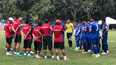 “Mổ băng” cuộc họp đột xuất của U22 Việt Nam