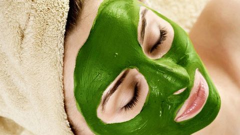 Làm đẹp từ mặt nạ bột trà xanh cho từng loại da