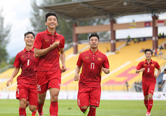 Chiếu chậm pha ăn mừng bàn thắng SEA Games đầu tiên của Văn Hậu