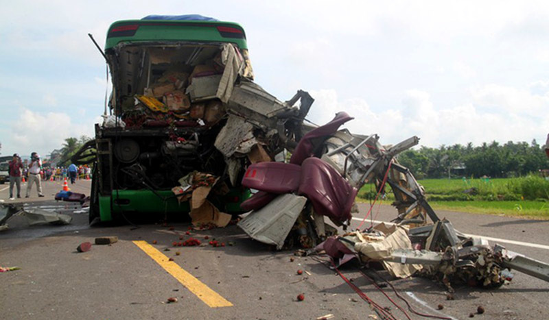 Phó Thủ tướng yêu cầu làm rõ vụ tai nạn làm 5 người chết