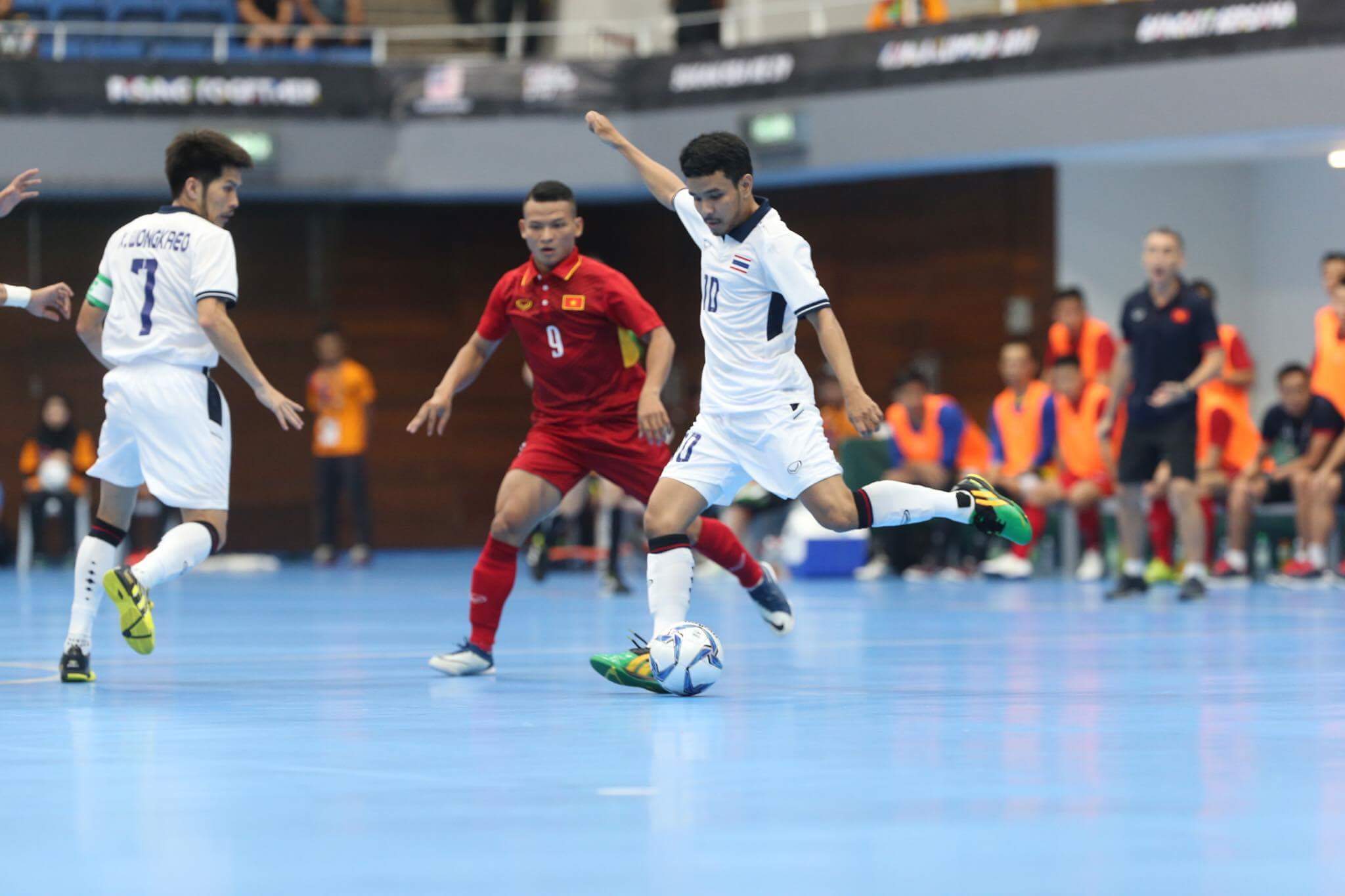 Tuyển futsal Việt Nam không thể gây bất ngờ trước Thái Lan