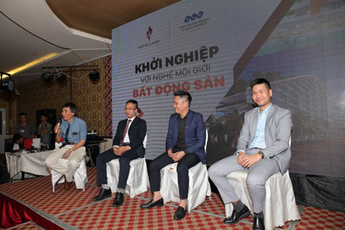 Khởi nghiệp với nghề môi giới cùng Mizar Land