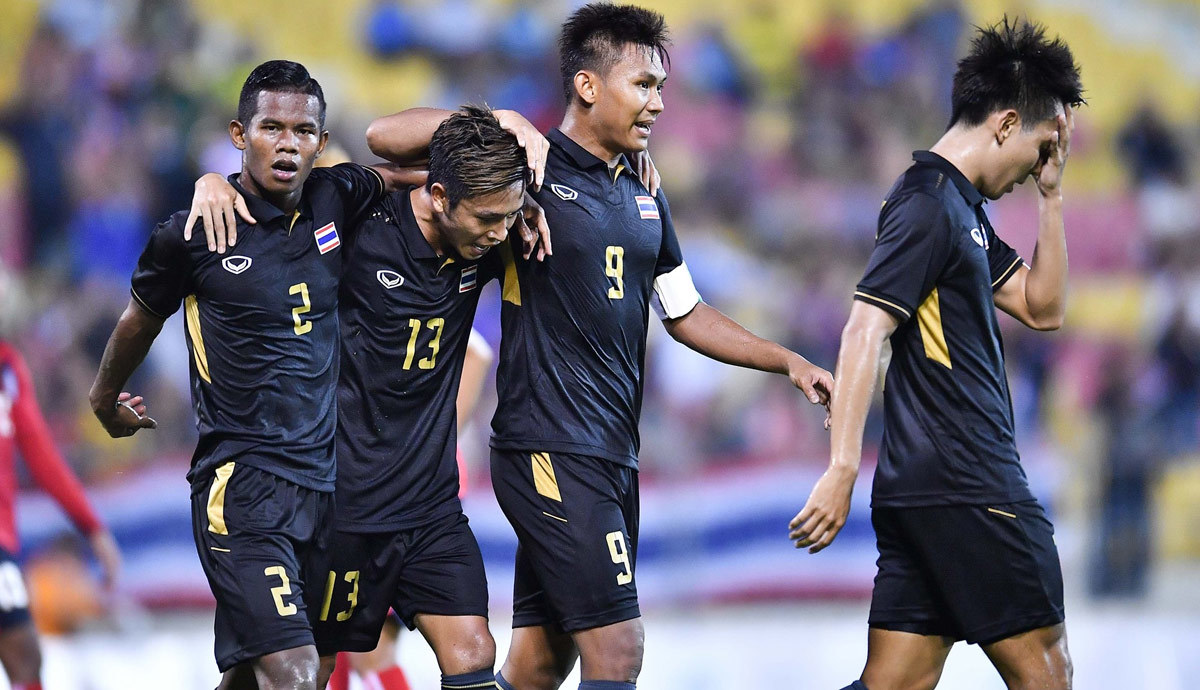 U22 Thái Lan đè bẹp U22 Campuchia sau trận cầu bạo lực