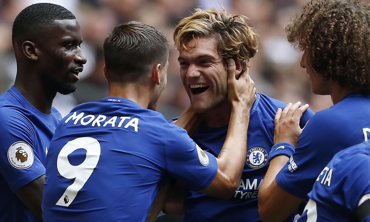 Chelsea thắng nghẹt thở, Conte được cứu nhờ trò cưng