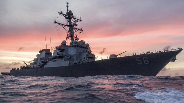 Mỹ rốt ráo tìm 10 thủy thủ mất tích sau vụ đâm tàu