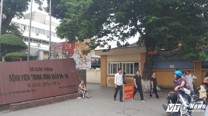 Báu vật trị giá hàng chục tỷ đồng trên vỉa hè Hà Nội