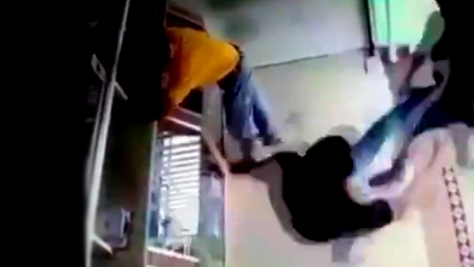 Đối đầu tên cướp có súng, người đàn ông trúng đạn