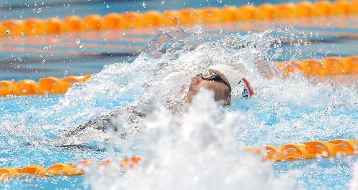 Ánh Viên giành HCV 100m ngửa nữ