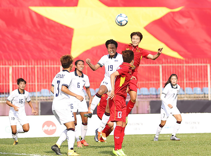 HLV Mai Đức Chung không lo Philippines thả Thái Lan trận cuối