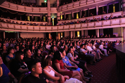 Sân khấu ‘sống tốt’ nhờ hầu bao doanh nghiệp