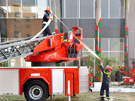 Kỹ năng cần biết để thoát khỏi đám cháy an toàn