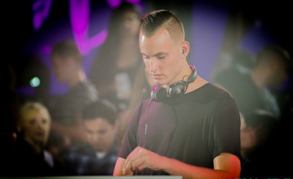 Dàn DJ nổi tiếng thế giới hội tụ tại Hà Nội