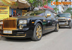 Xe Rolls-Royce và Hummer tiền tỷ, 'dát vàng' tại Hà Nội
