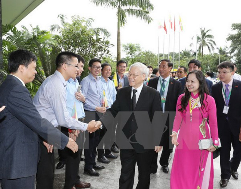 Tổng bí thư gặp gỡ bà con kiều bào tại Myanmar