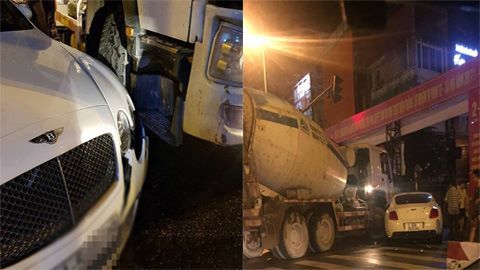 Siêu xe Bentley bị xe bồn trộn bê tông đâm vỡ đầu