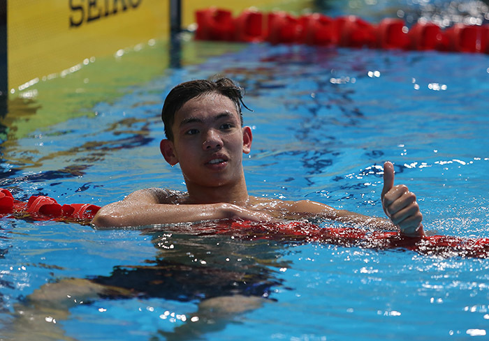 Xem Nguyễn Huy Hoàng giành HCV, phá sâu kỷ lục bơi 1.500m