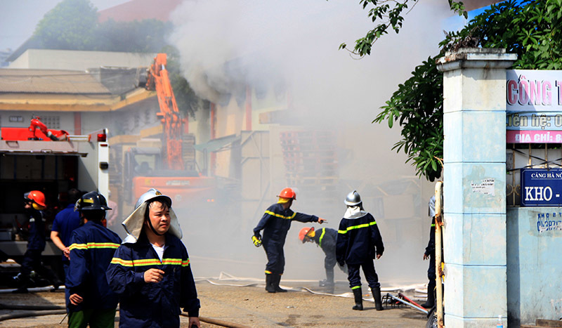 cháy kho hàng HN