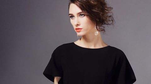 Thời trang biến những cô nàng da ngăm đen trở nên tươi sáng hơn